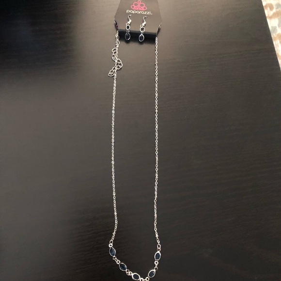 paparazzi Jewelry - Silver colored Earrings & Necklace Set
